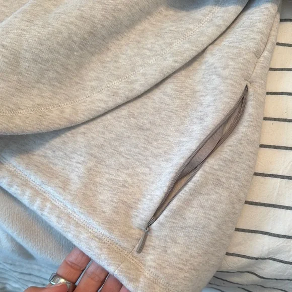 Athleta Cream Textured Top - Picture 3 of 3